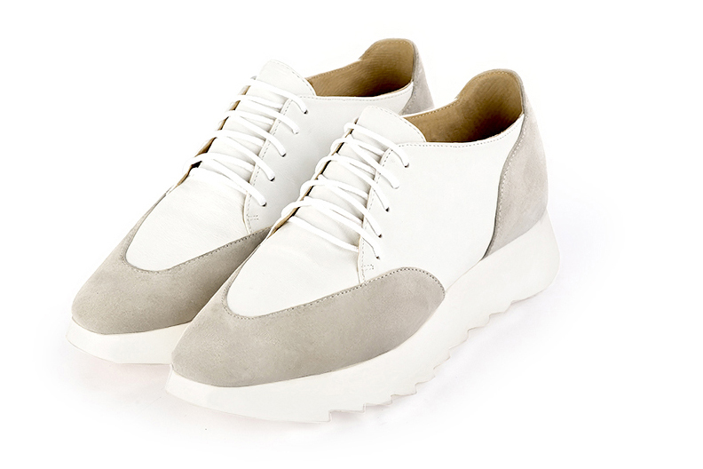 Off white women's casual lace-up shoes. Square toe. Low rubber soles. Front view - Florence KOOIJMAN